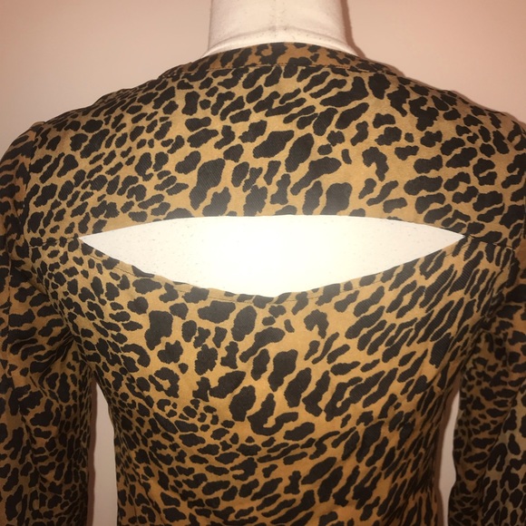 Guess Leopard Print Button Down - Picture 5 of 6